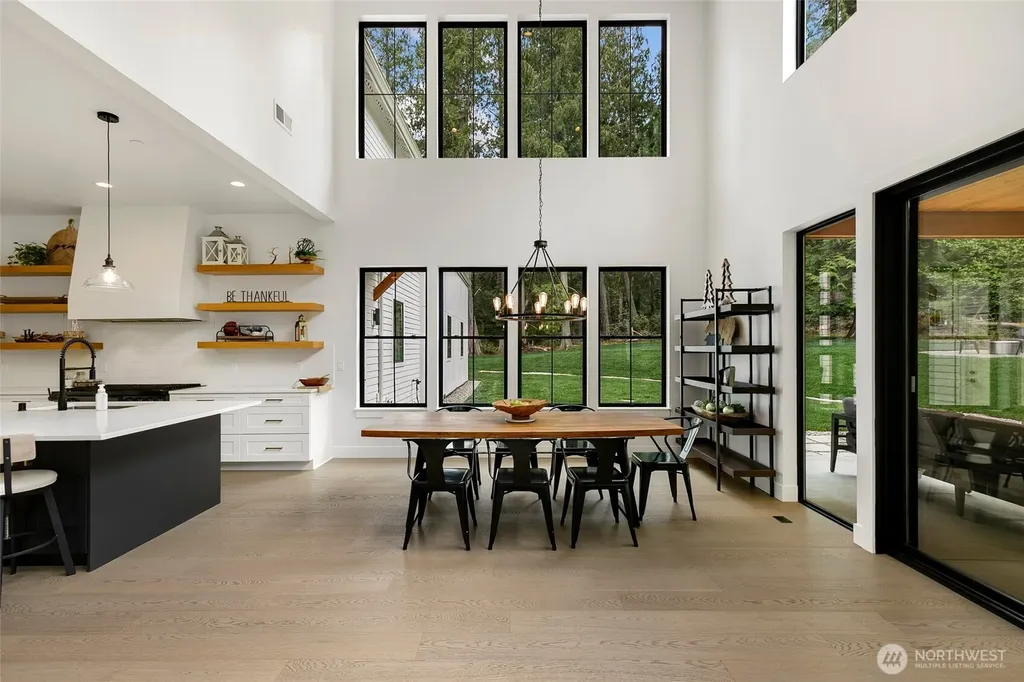 26237 SE Old Black Nugget Road Issaquah WA 98029