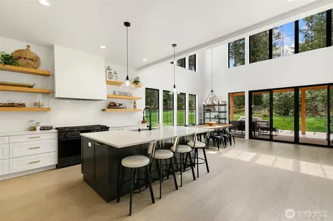 26237 SE Old Black Nugget Road Issaquah WA 98029
