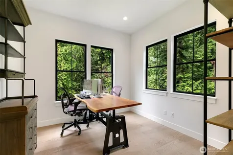 26237 SE Old Black Nugget Road Issaquah WA 98029