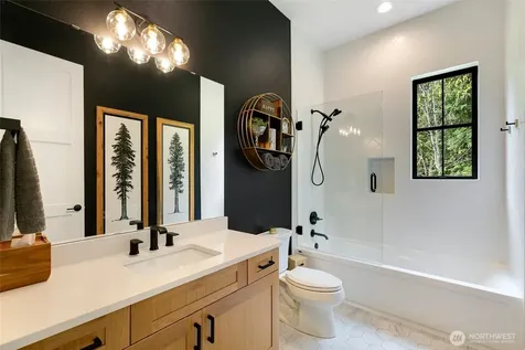 26237 SE Old Black Nugget Road Issaquah WA 98029