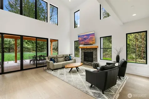 26237 SE Old Black Nugget Road Issaquah WA 98029