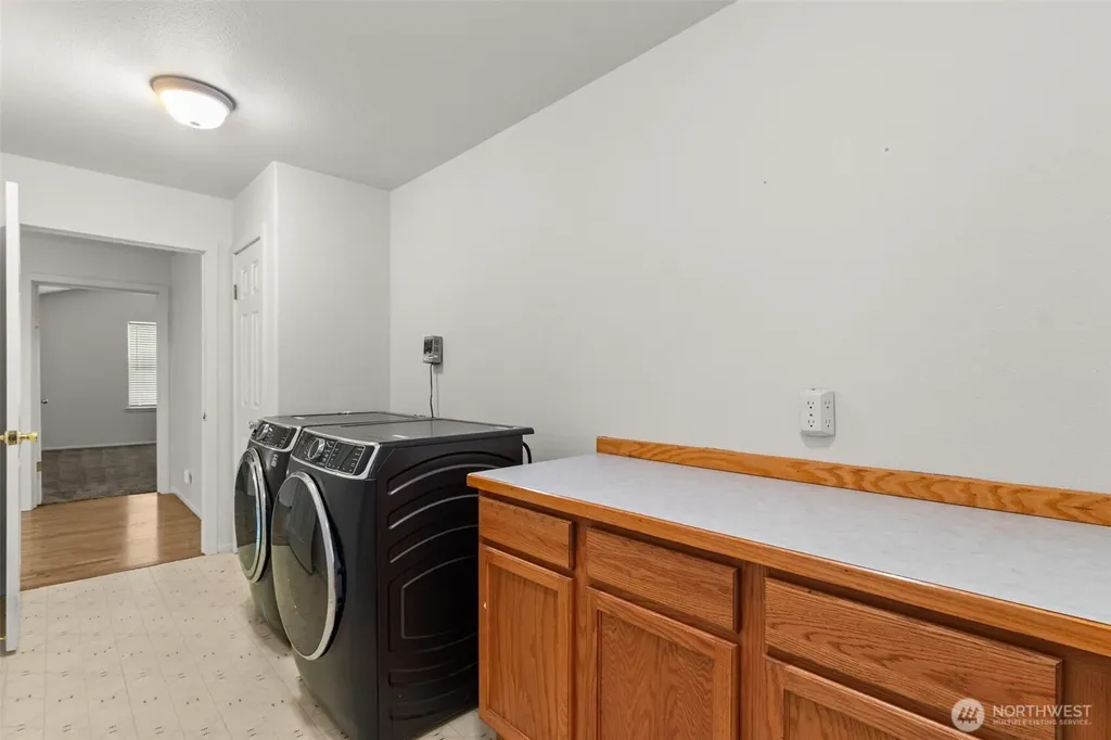 9519 185th Avenue SW Rochester WA 98579