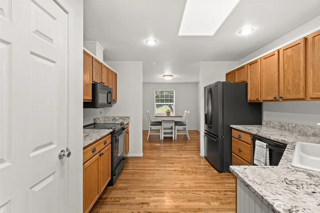 9519 185th Avenue SW Rochester WA 98579