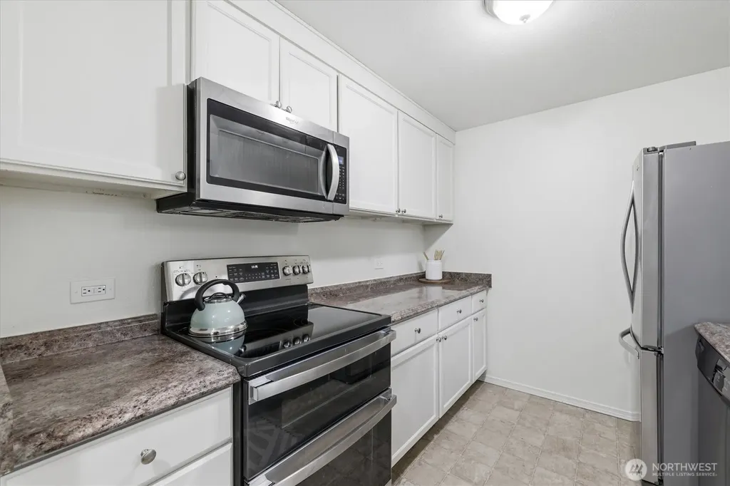 15929 NE 41st Street Redmond WA 98052