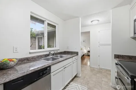 15929 NE 41st Street Redmond WA 98052