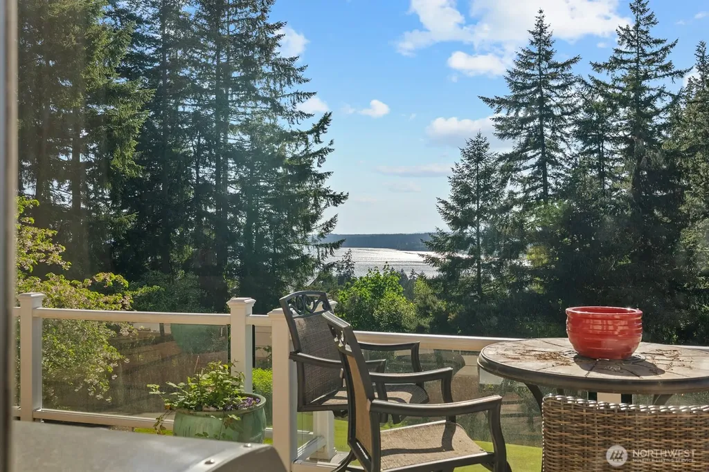 12822 Canterwood Boulevard NW Gig Harbor WA 98332