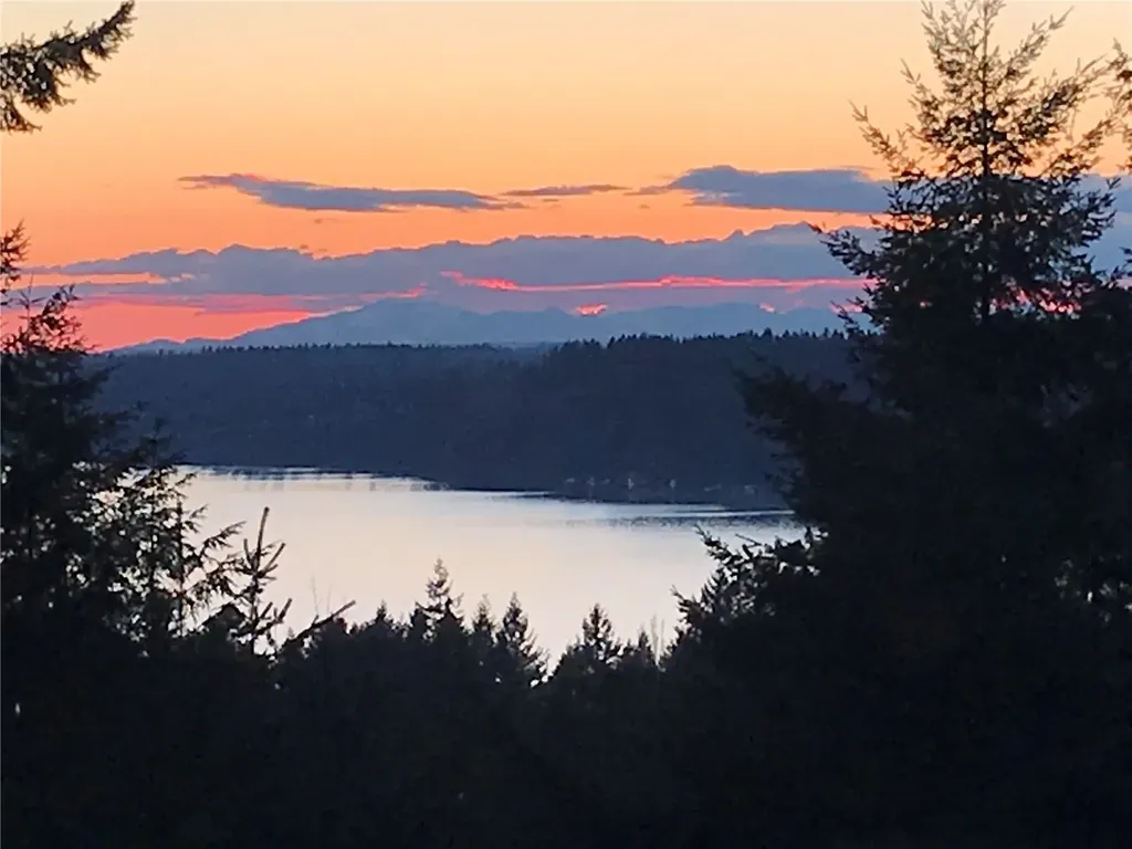 12822 Canterwood Boulevard NW Gig Harbor WA 98332