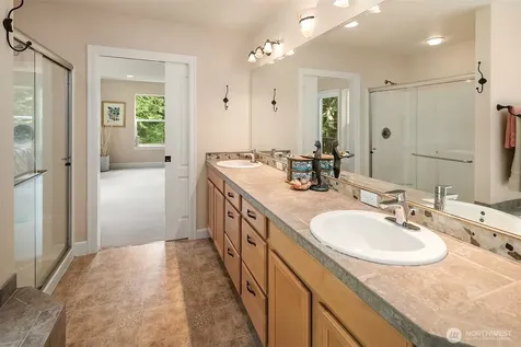 46717 SE 119th Street North Bend WA 98045