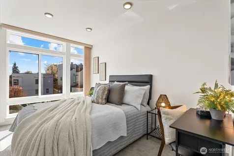 966 N Allen Place Seattle WA 98103