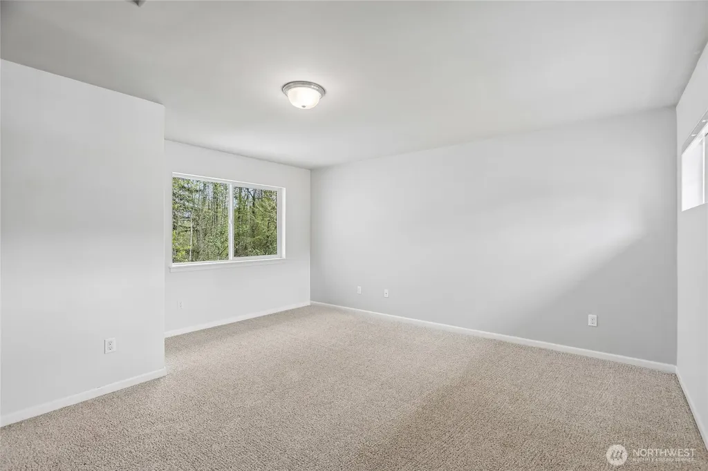 11902 59th Avenue E Puyallup WA 98373