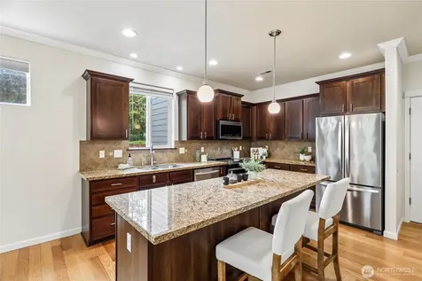 11902 59th Avenue E Puyallup WA 98373