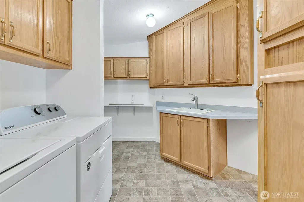 1111 Archwood Drive SW Olympia WA 98502