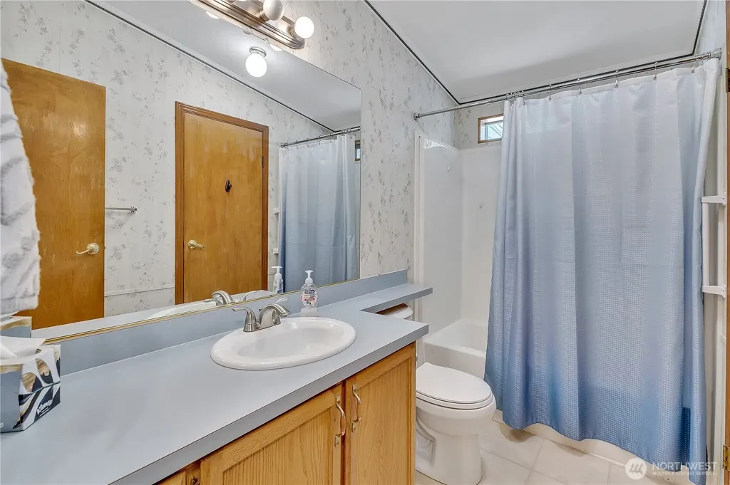 1111 Archwood Drive SW Olympia WA 98502