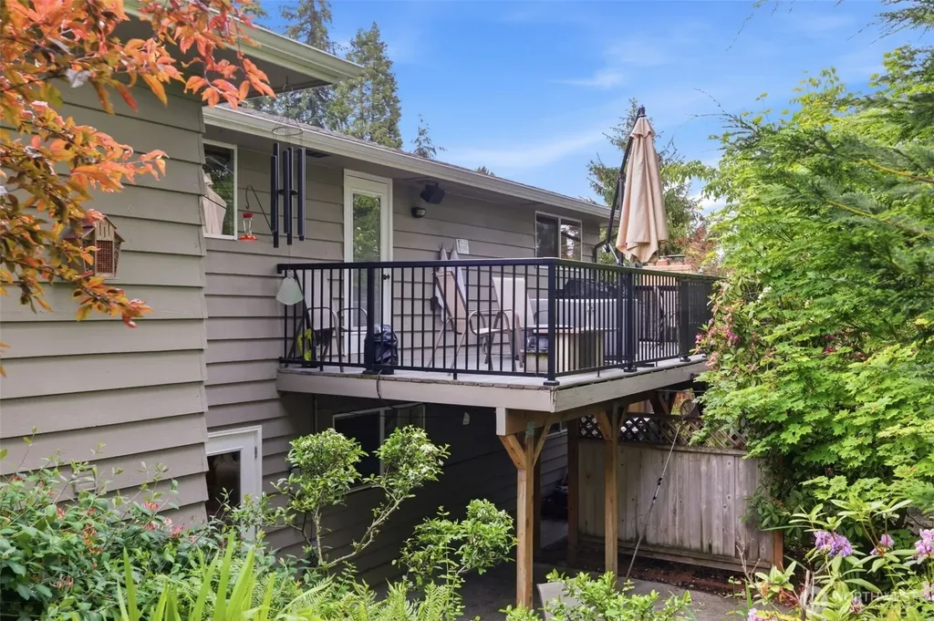 826 Maplewood Avenue Kent WA 98030