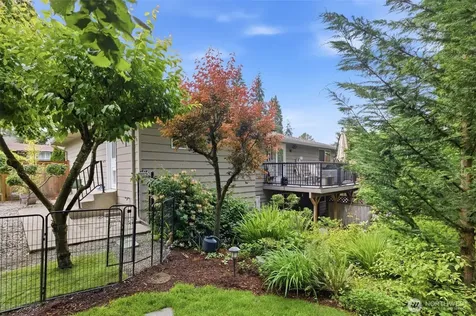 826 Maplewood Avenue Kent WA 98030
