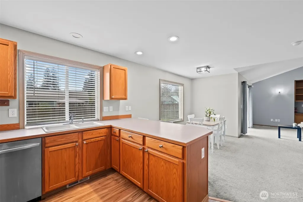 15630 92nd Way SE Yelm WA 98597