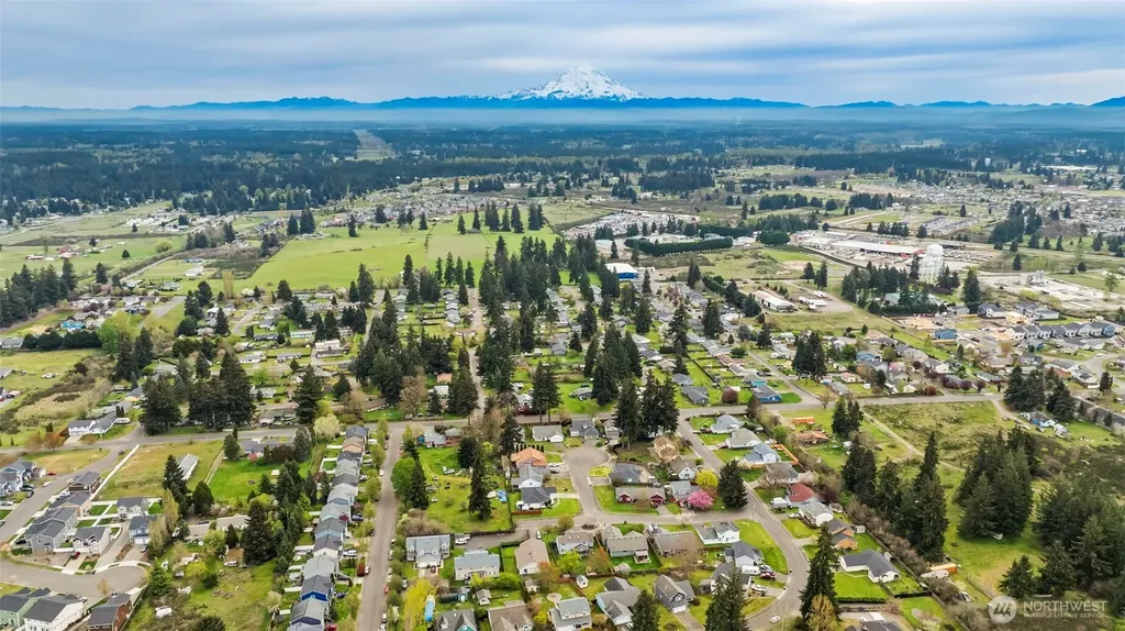 15630 92nd Way SE Yelm WA 98597