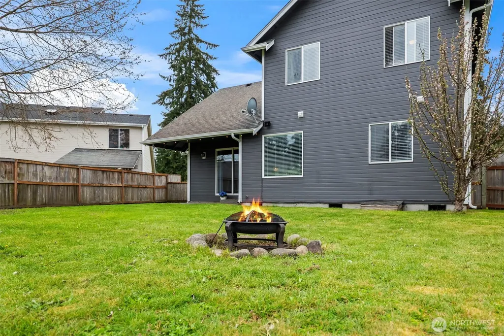 15630 92nd Way SE Yelm WA 98597