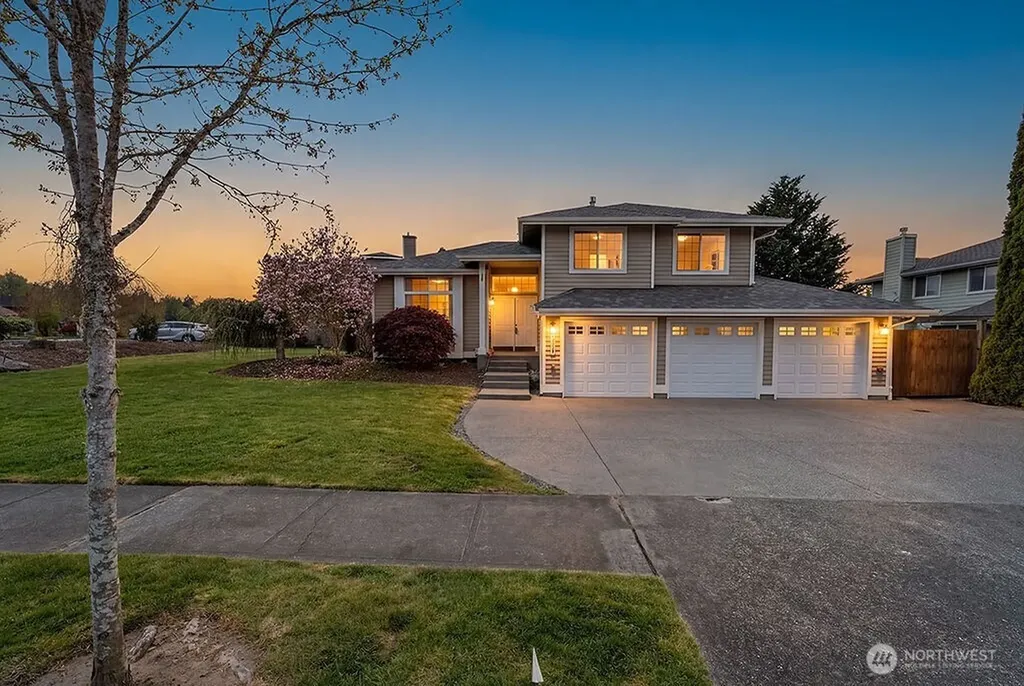 1728 Amber Boulevard Puyallup WA 98372