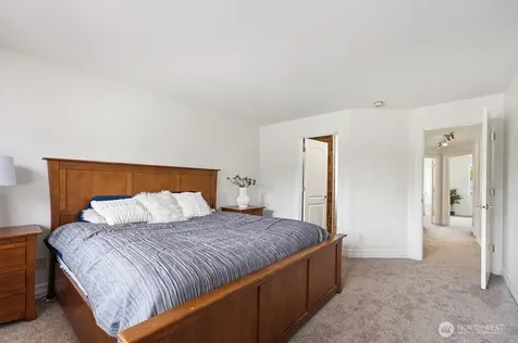 1728 Amber Boulevard Puyallup WA 98372