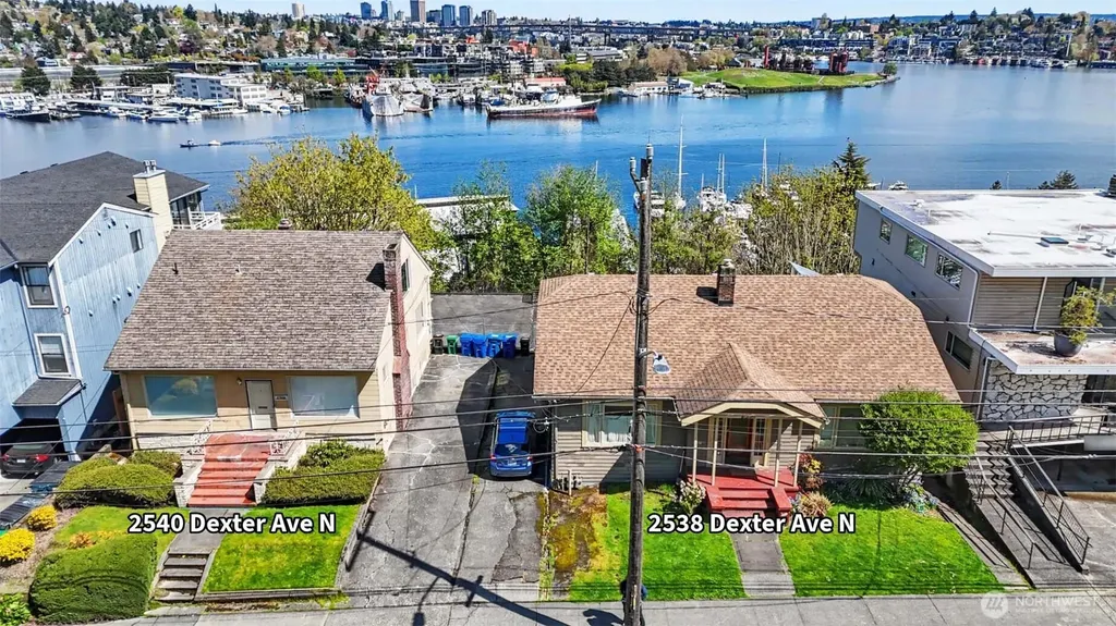 2538 Dexter Avenue N Seattle WA 98109