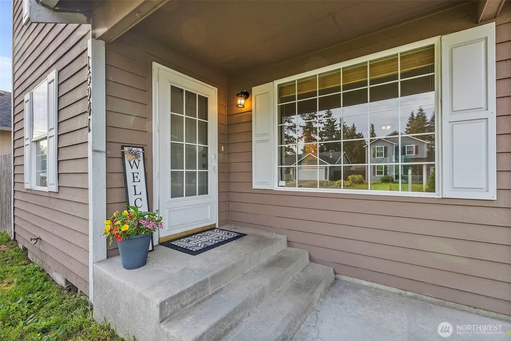 15941 Quail Meadows Court SE Yelm WA 98597