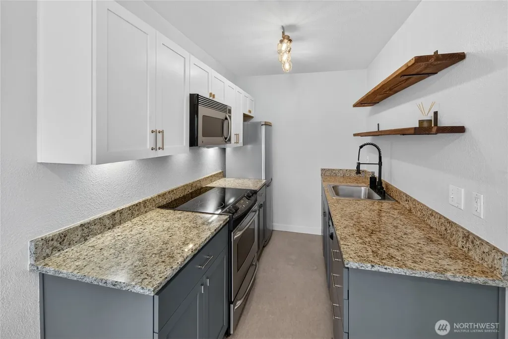 124 Warren Avenue N Seattle WA 98109