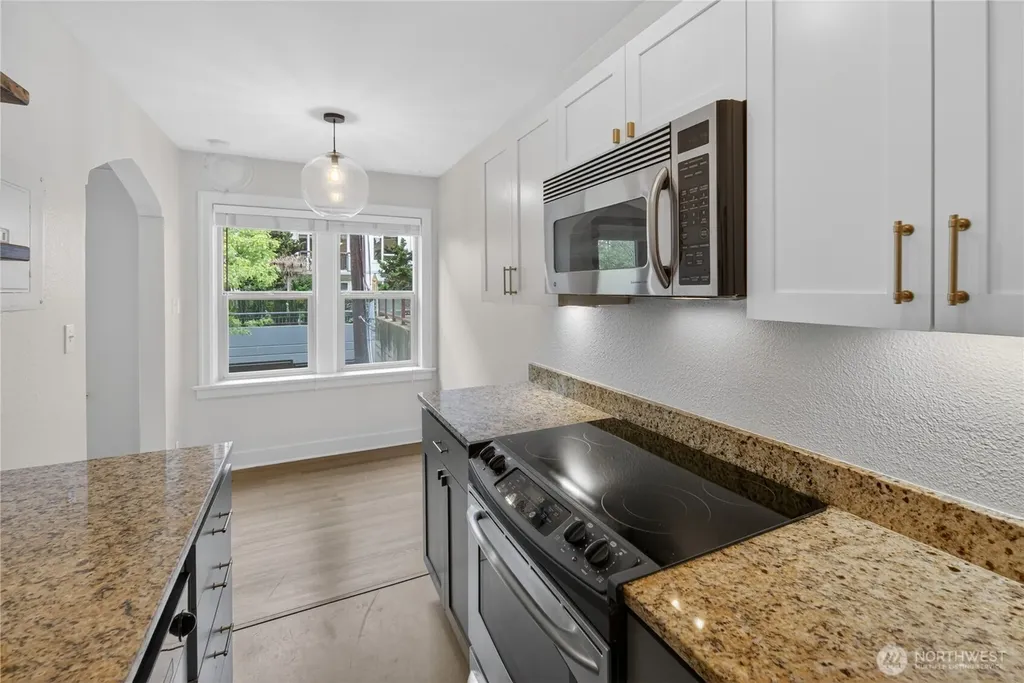 124 Warren Avenue N Seattle WA 98109