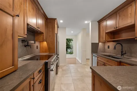 3213 SW 319th Place Federal Way WA 98023
