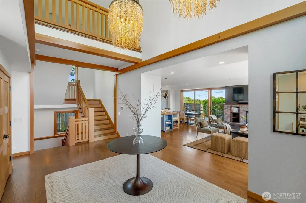 2506 W Halladay Street Seattle WA 98199