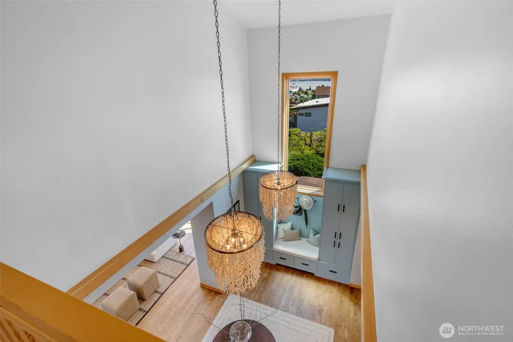 2506 W Halladay Street Seattle WA 98199
