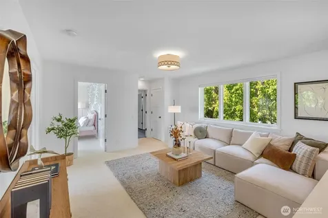 2506 W Halladay Street Seattle WA 98199