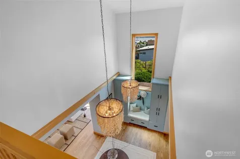 2506 W Halladay Street Seattle WA 98199