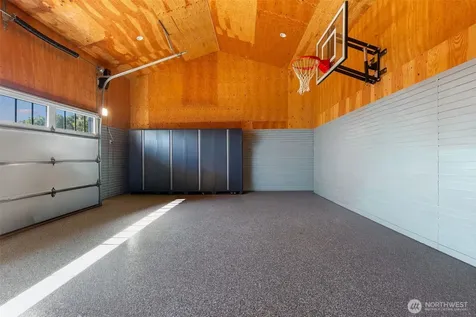 2506 W Halladay Street Seattle WA 98199