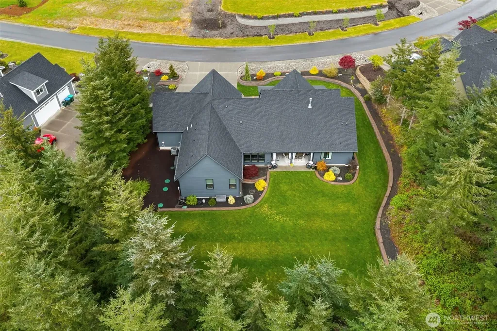 5040 Coppermill Court NE Olympia WA 98516