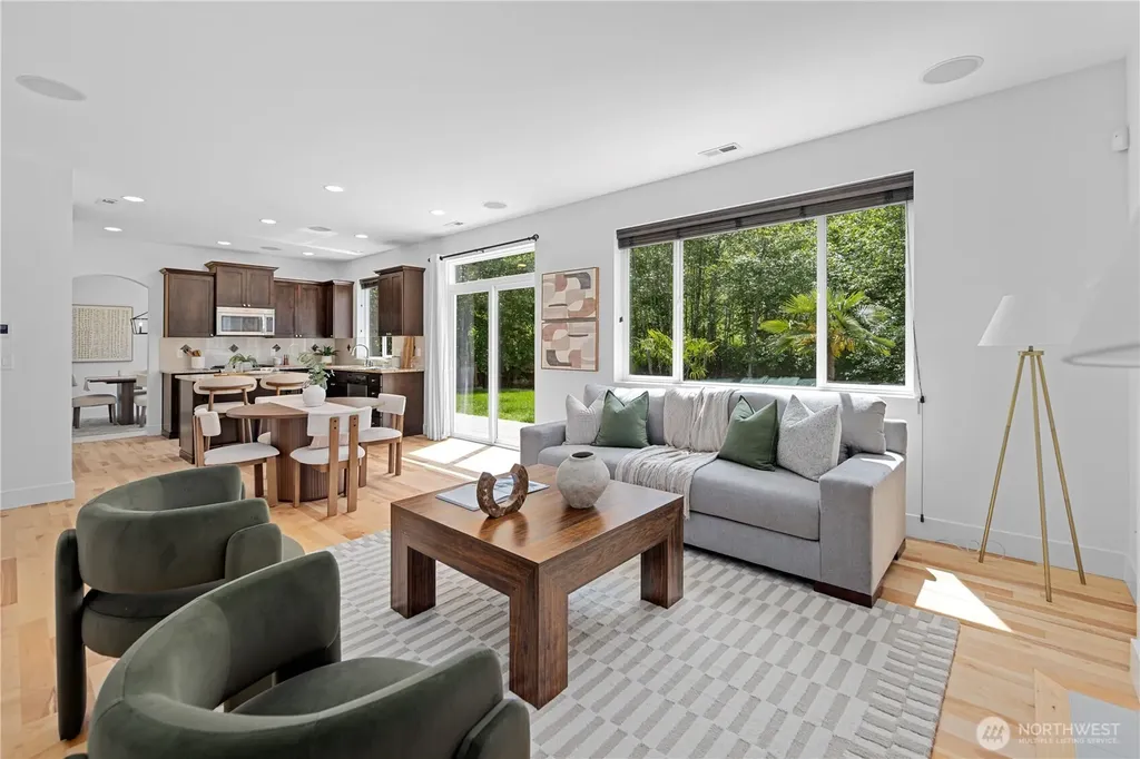 18521 40th Avenue SE Bothell WA 98012
