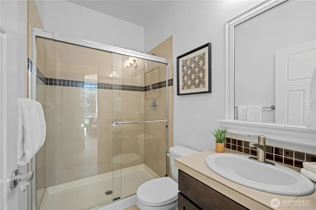 18521 40th Avenue SE Bothell WA 98012