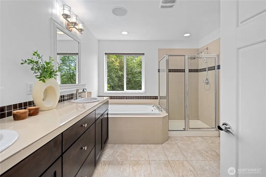 18521 40th Avenue SE Bothell WA 98012