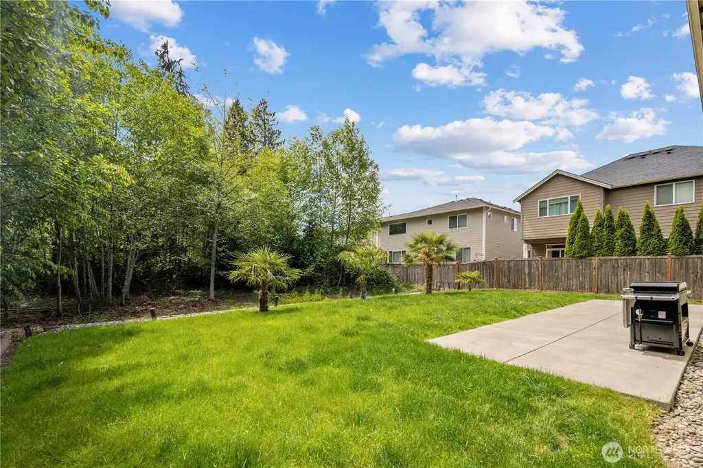 18521 40th Avenue SE Bothell WA 98012