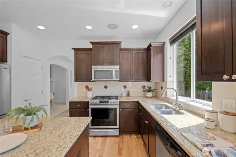 18521 40th Avenue SE Bothell WA 98012