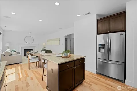 18521 40th Avenue SE Bothell WA 98012