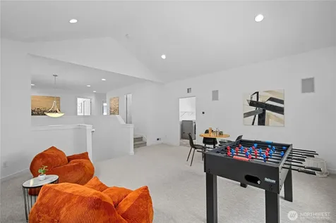 18521 40th Avenue SE Bothell WA 98012