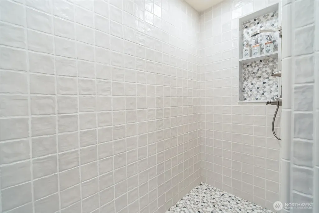41 North Bay Lane Port Ludlow WA 98365