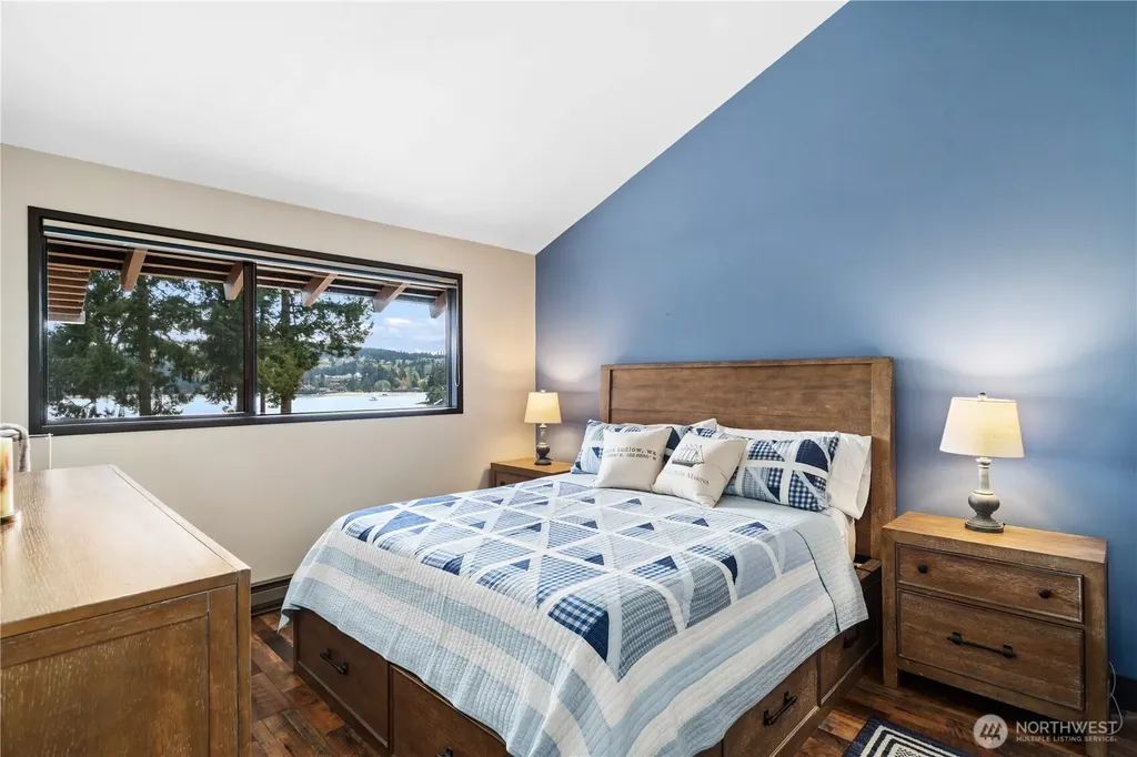 41 North Bay Lane Port Ludlow WA 98365