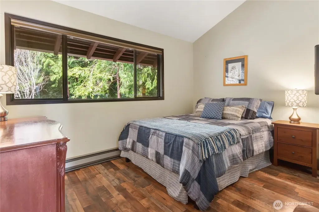 41 North Bay Lane Port Ludlow WA 98365