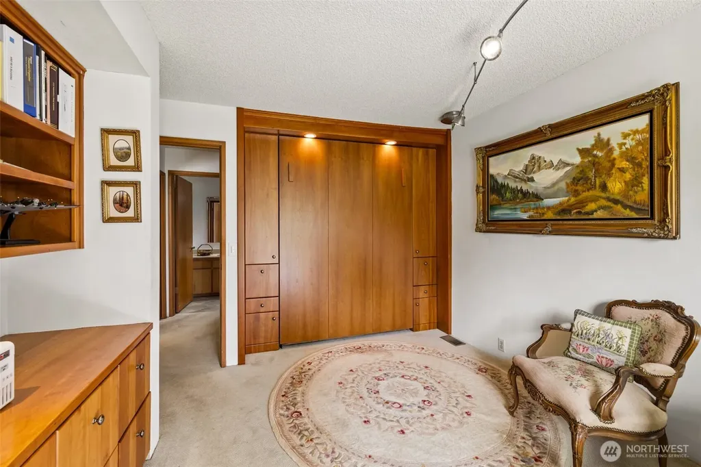 121 Fairway Place Sequim WA 98382