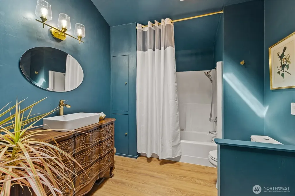 121 Fairway Place Sequim WA 98382