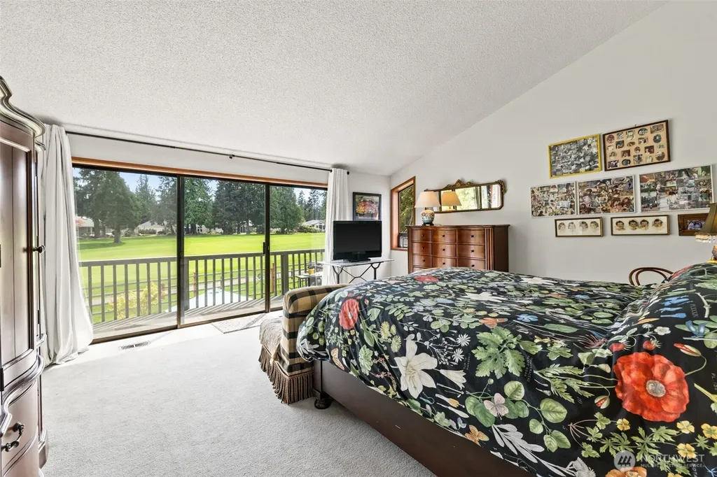 121 Fairway Place Sequim WA 98382