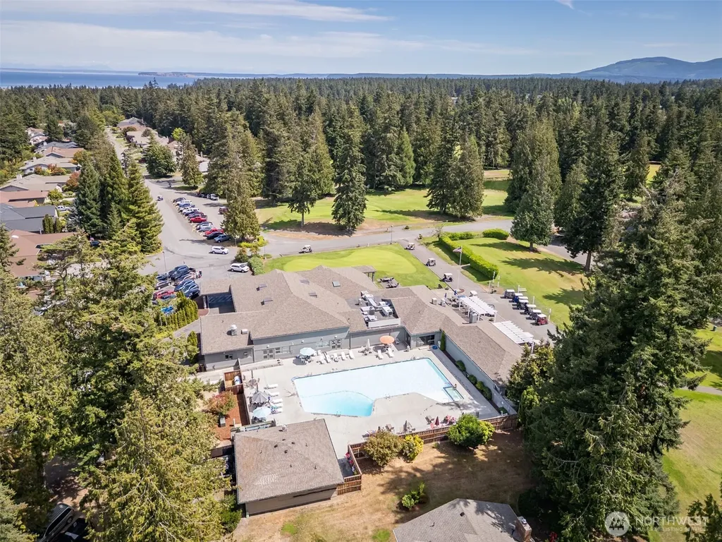 121 Fairway Place Sequim WA 98382