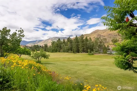 30 Whitewater Drive Pateros WA 98846